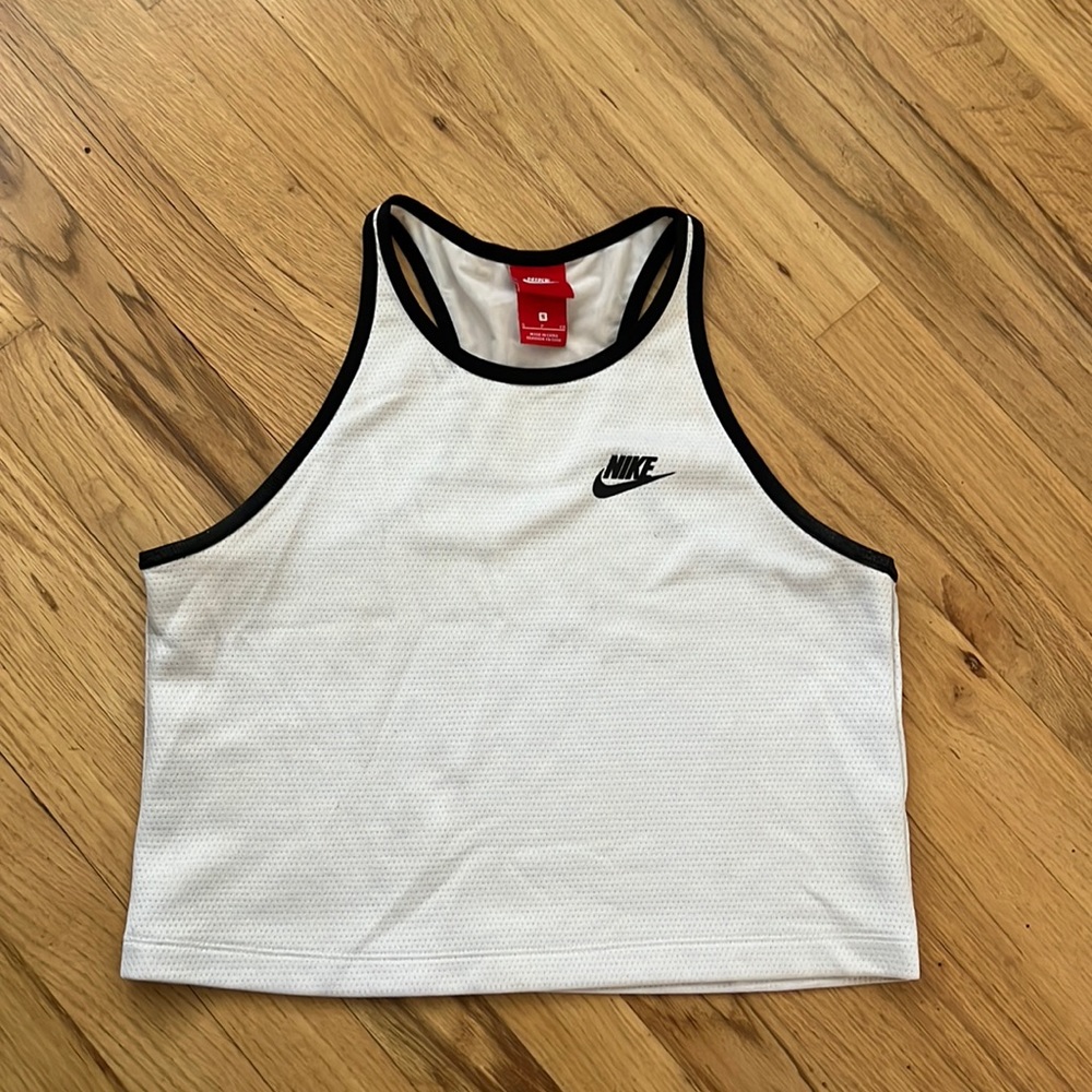 Nike Sportswear Crop Tank